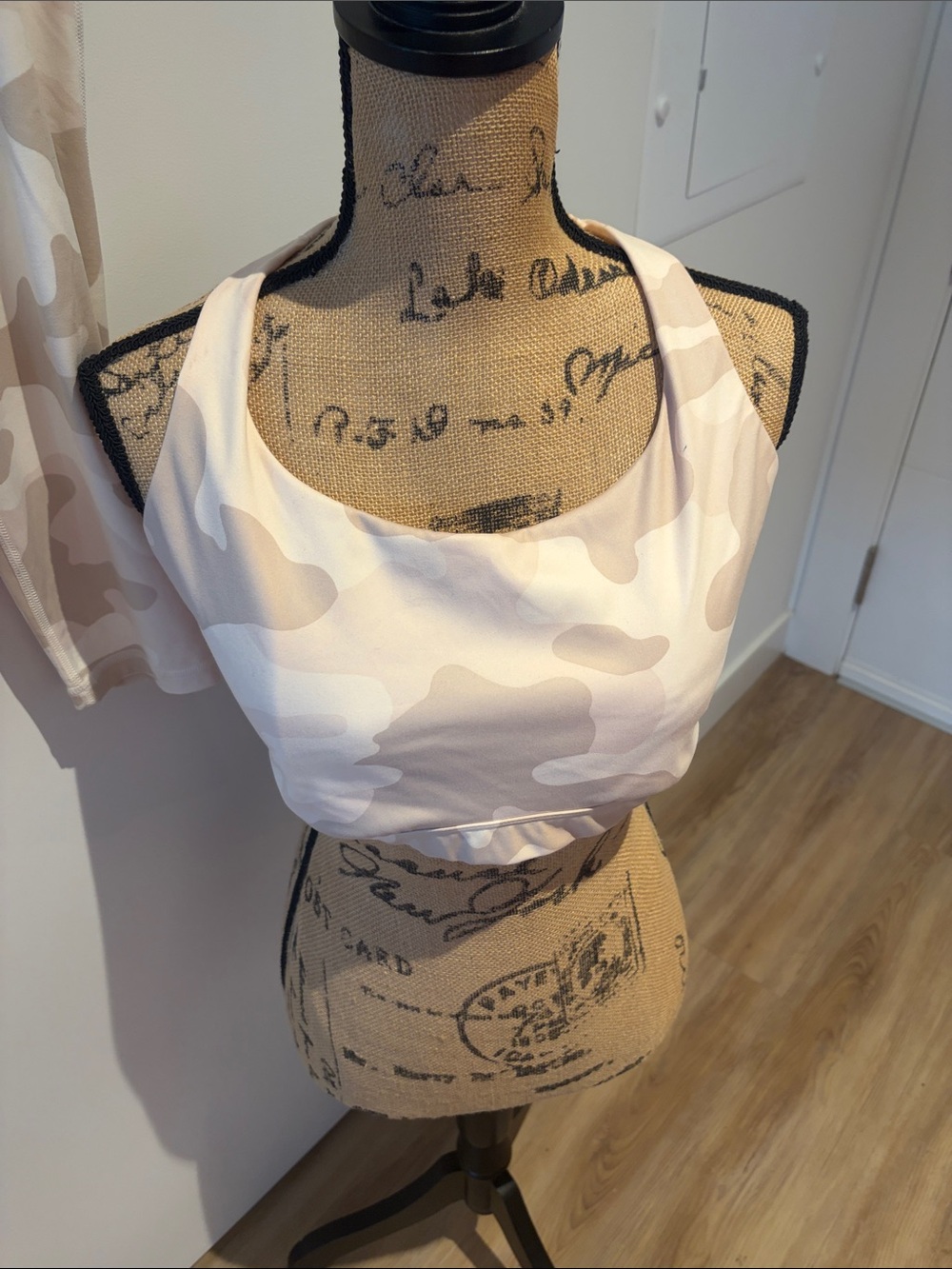all in motion Beige Camo High-Waist Leggings and Matching Crop Top Set - Picture 2 of 12
